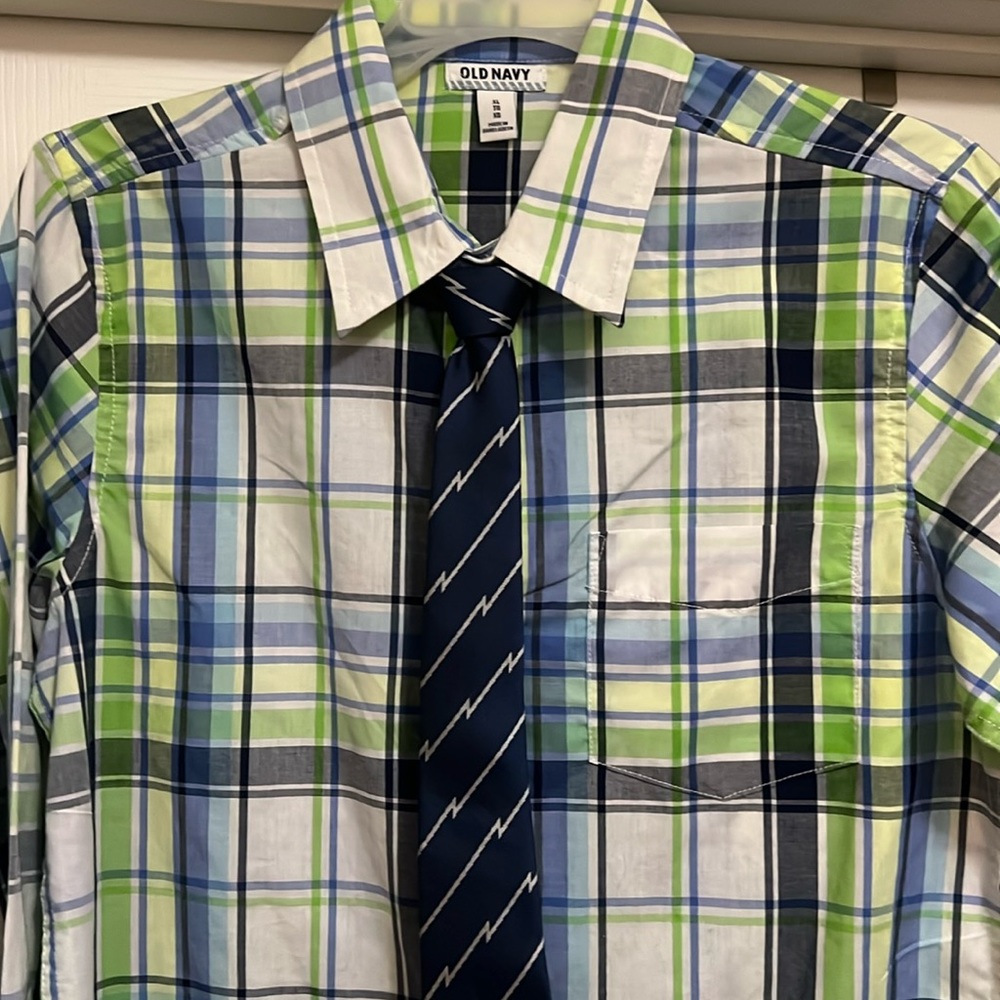 Old Navy Boys Plaid XL LS Plaid Shirt with Tie NWT